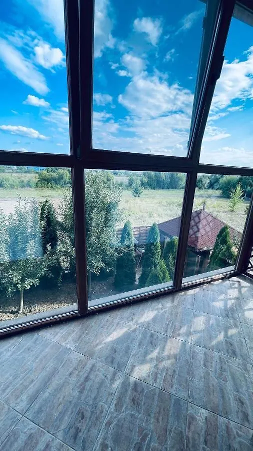 Pensiune Ami Residence Bucharest Airport,Therme&Free Parking Otopeni
