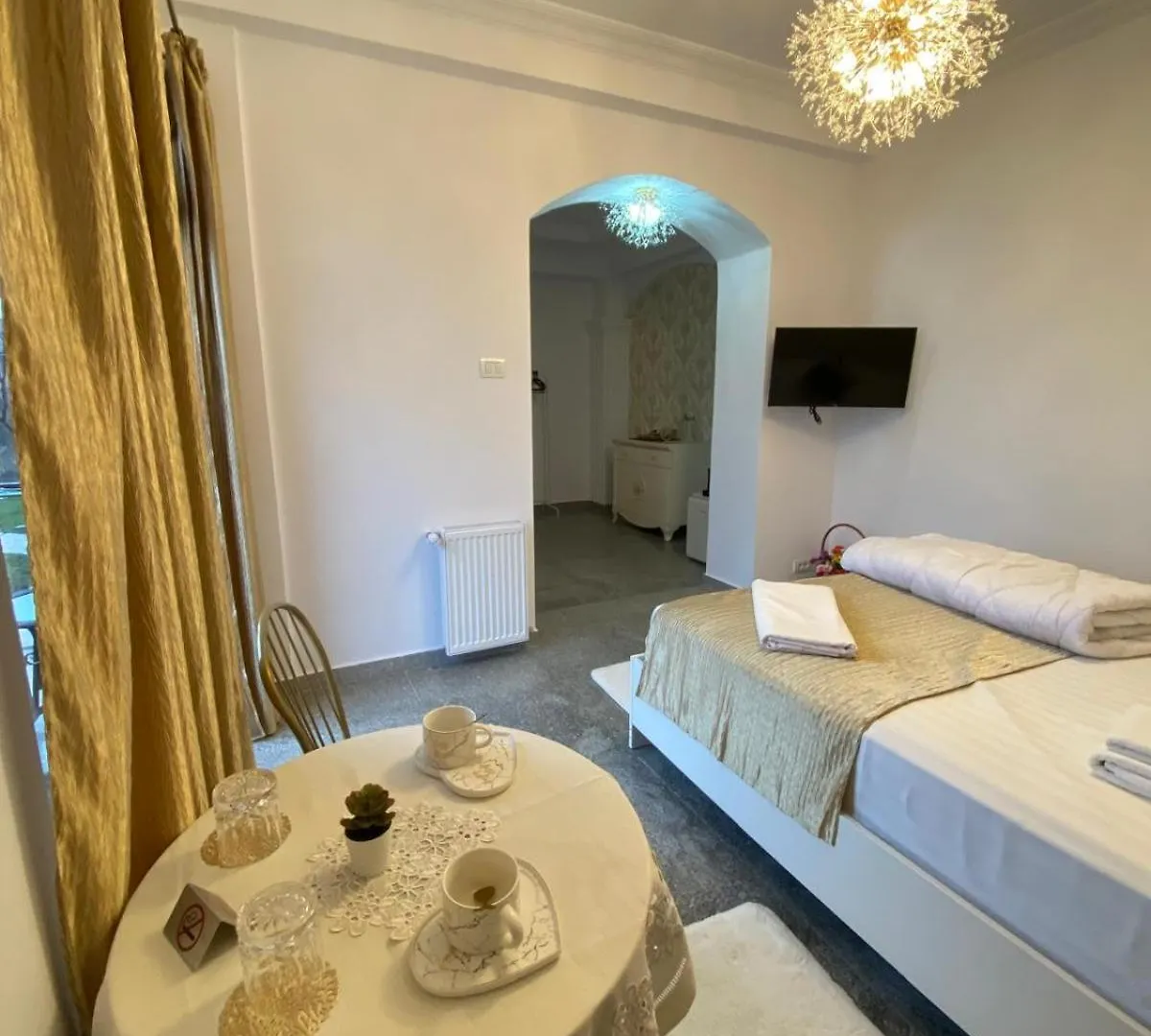 Guest house Ami Residence Bucharest Airport,Therme&Free Parking Otopeni